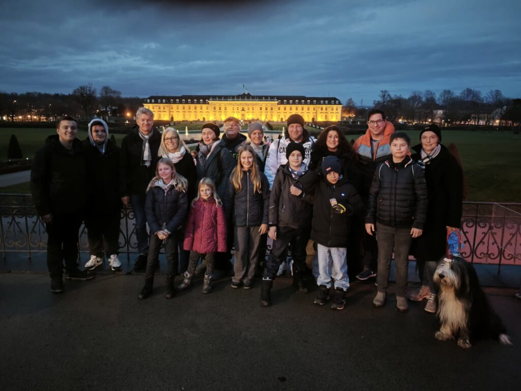 Adventausflug zu den Leuchtenden Traumpfaden im Blühenden Barock Ludwigsburg
